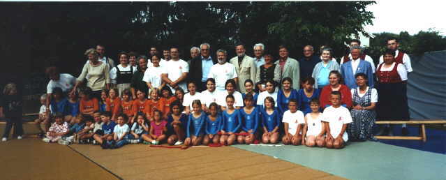 90Jahre.jpg (23702 Byte)